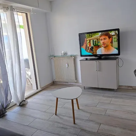 Le Puits Aux Fees Apartment Antibes Exterior photo